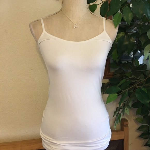 Ladies valentine silver plated heart pendant on chain NIB - Picture 8 of 9